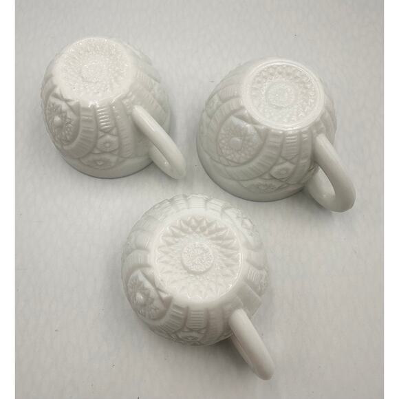 McKee White Milk Glass Thatcher Concord Punch Cup Mug 3pc Set - Picture 7 of 11